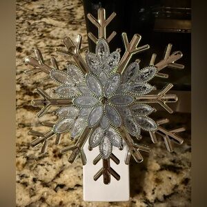 BATH & BODY WORKS SILVER SNOWFLAKE WALLFLOWER PLUG-IN SCENT CONTROL
